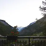 ゲストハウス Place Moulin