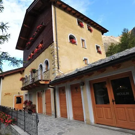 בית הארחה Place Moulin 3*